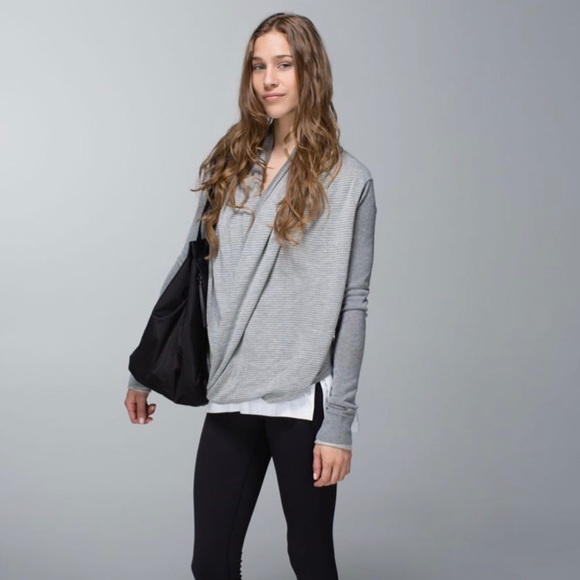 Lululemon Iconic Sweater Wrap - Picture 2 of 7